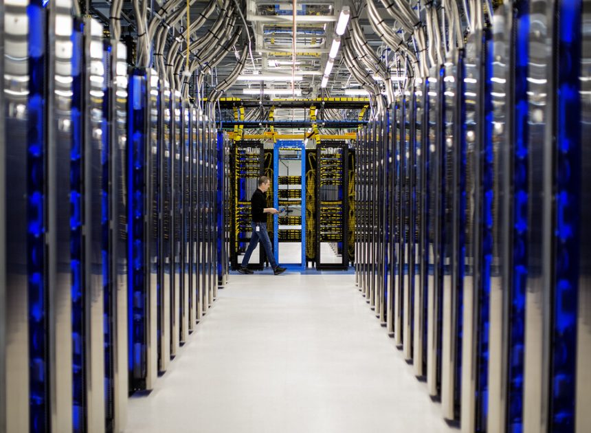 Google, Amazon y Microsoft llevan años quemando cantidades absurdas de dinero en IA. Al fin empiezan a ver brotes verdes